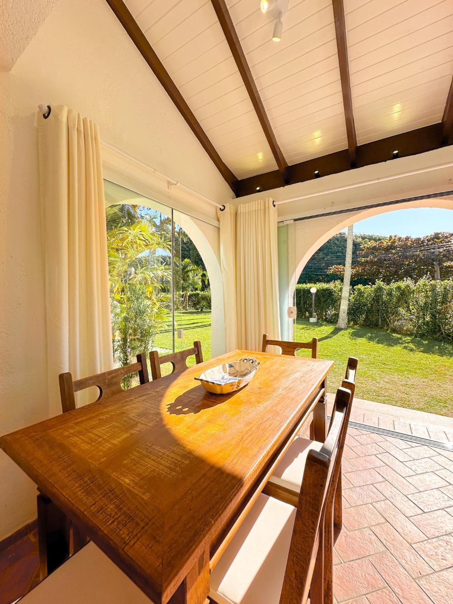 Ap/casa Com Jardim Em Na Beira Da * Florianópolis